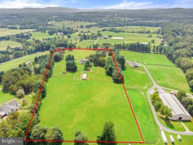 8616 Woodward Rd, Marshall, VA 20115 - photo 4