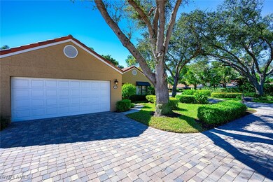 772 Reef Point Cir unit 55, Naples, FL 34108 - photo 2