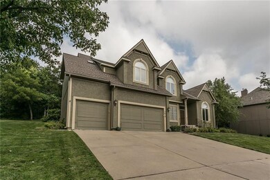 3 Car Garage with Full 3 Car Driveway