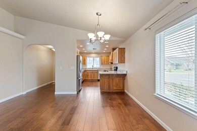 6-web-or-mls-1563-sw-kokanee-ln