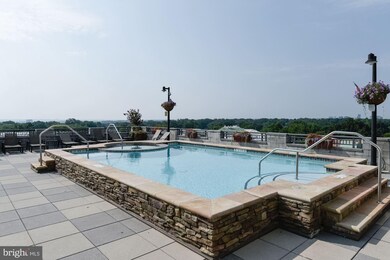 Clarendon 1021 unit 629, Arlington, VA 22201 - photo 4