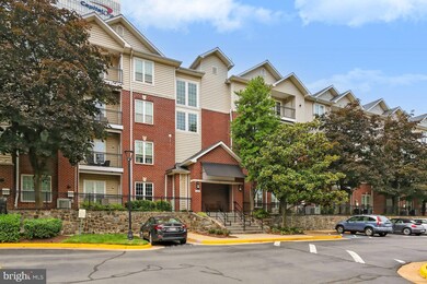 The Gates Of McLean unit 10408, McLean, VA 22102 - photo 2