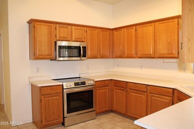 10 - Kitchen