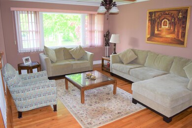 206 Tanglewood Ct, Middletown, NJ 07748 - photo 6