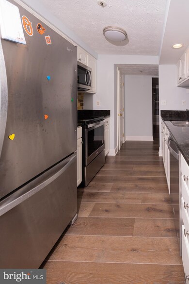 805 Deering Rd unit 7C, Pasadena, MD 21122 - photo 3