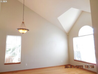 15377 SE Thornbridge Dr, Clackamas, OR 97015 - photo 3