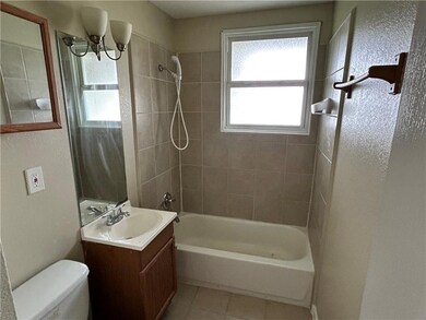 6027 Mandeville St, New Orleans, LA 70122 - photo 6