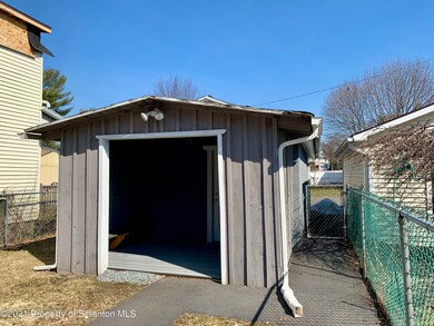 403 Mill St, Dunmore, PA 18512 - photo 3