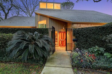 10223 Chevy Chase Dr, Houston, TX 77042 - photo 2