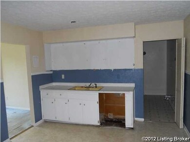 1433 Fisher Ln, Mount Washington, KY 40047 - photo 3