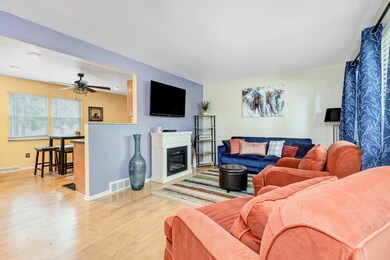 21-LivingRoom