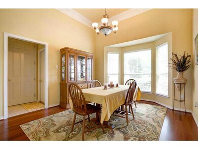 Dining Room. Spacious dining room with bay windowe
