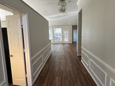 3838 Azure Ln, Addison, TX 75001 - photo 2