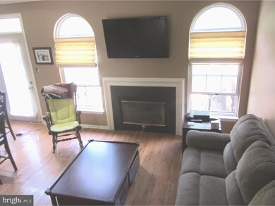 2 Viburnum Ct, Lafayette Hill, PA 19444 - photo 4