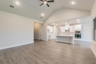 224 Magnolia Dr, Azle, TX 76020 - photo 5