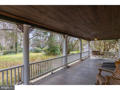 207 N Providence Rd, Wallingford, PA 19086 - photo 3