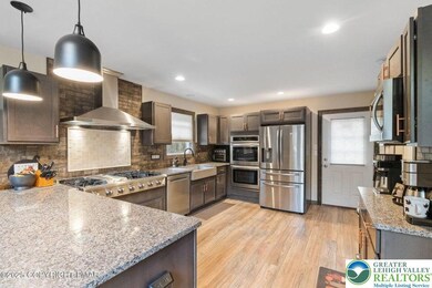 4 Redwood Dr, Jim Thorpe, PA 18229 - photo 2