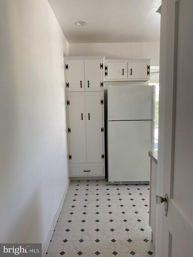 204 Pershing Blvd, Reading, PA 19607 - photo 5