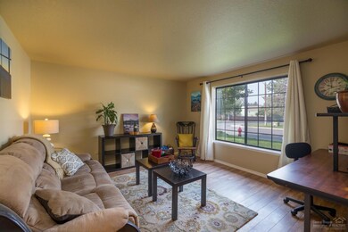 3010 NE Rock Chuck Dr, Bend, OR 97701 - photo 3