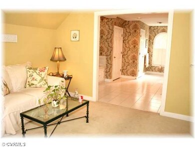 Master Bedroom - Sitting Room Adjacent to Master B