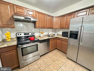4123 Pleasant Meadow Ct unit 90C, Chantilly, VA 20151 - photo 5