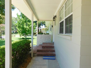 539 Mandalay Rd, Jacksonville, FL 32216 - photo 3