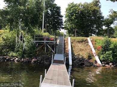 Includes steel/aluminum stairs, 40 ft aluminum doc