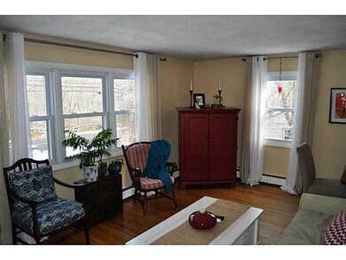 13 S Ferry Rd, Narragansett, RI 02882 - photo 2