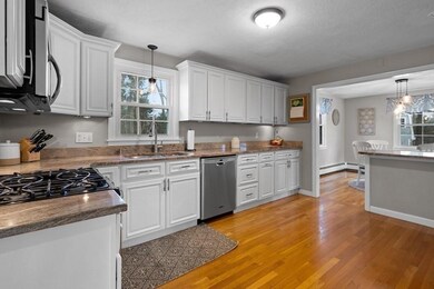 2 Gloria Ln, North Reading, MA 01864 - photo 7