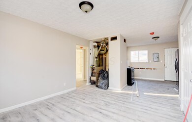 Back Unit- Living Room (2)