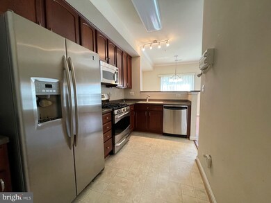 11245 Wortham Crest Cir unit 47, Manassas, VA 20109 - photo 6