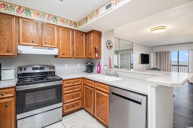 108 N Ocean Blvd unit 204, North Myrtle Beach, SC 29582 - photo 5