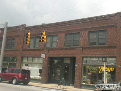 Bledsoe Condo, East, 2nd Story