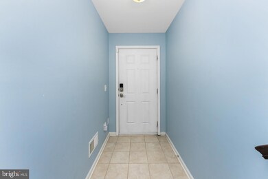 9006 Endicott Place, Lorton, VA 22079 - photo 3