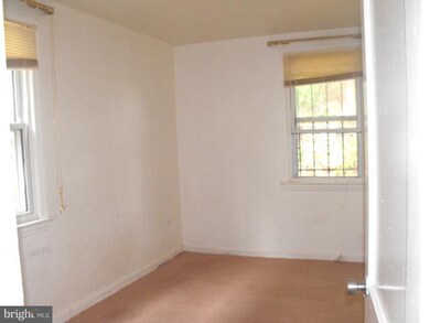 121 53rd St SE unit A B, Washington, DC 20019 - photo 3