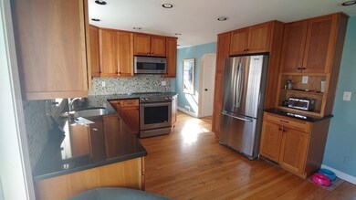 94 Parker Ave unit 1, Newton Highlands, MA 02461 - photo 4