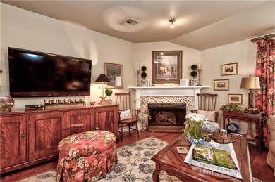 2104 NE 13th St, Moore, OK 73160 - photo 6