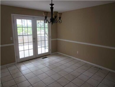 Formal Dining
