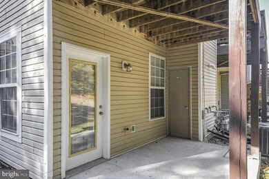 2730 Oak Leaf Ct, Odenton, MD 21113 - photo 5