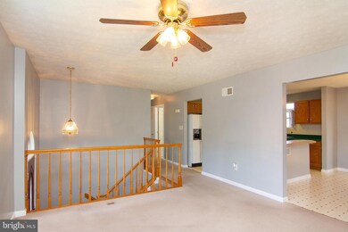 37 O Brien Ave, Taneytown, MD 21787 - photo 2