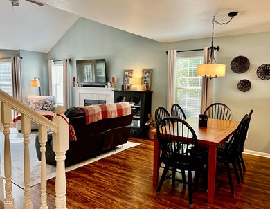 6069 Prairie Stream Way, Columbus, IN 47203 - photo 7