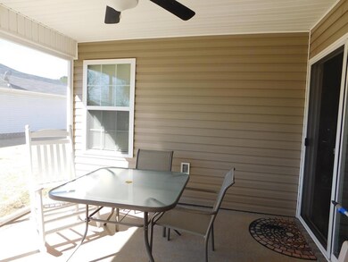 Screened in porch