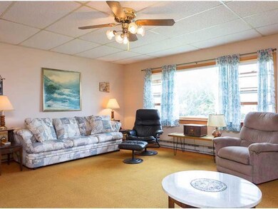 28 N Tibbetts Ave, Wells, ME 04090 - photo 2