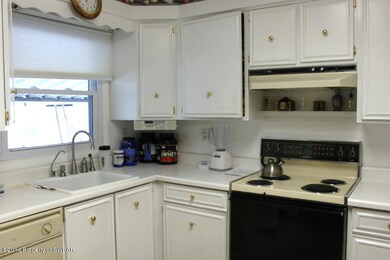 84 N Dawes Ave, Kingston, PA 18704 - photo 5