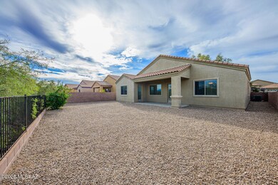 7805 E Treetop Rd, Tucson, AZ 85756 - photo 5