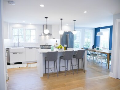 20 Quarry Ln, Milton, MA 02186 - photo 2