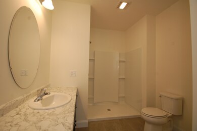 22 Angel Point Cir unit 16B, Goffstown, NH 03045 - photo 6