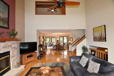 821 Lund Ln, Batavia, IL 60510 - photo 5