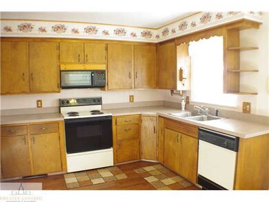 3347 Snowglen Ln, Lansing, MI 48917 - photo 6