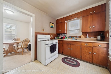 07-312-E-Knight-St-Eaton-Rapids-MI-48827